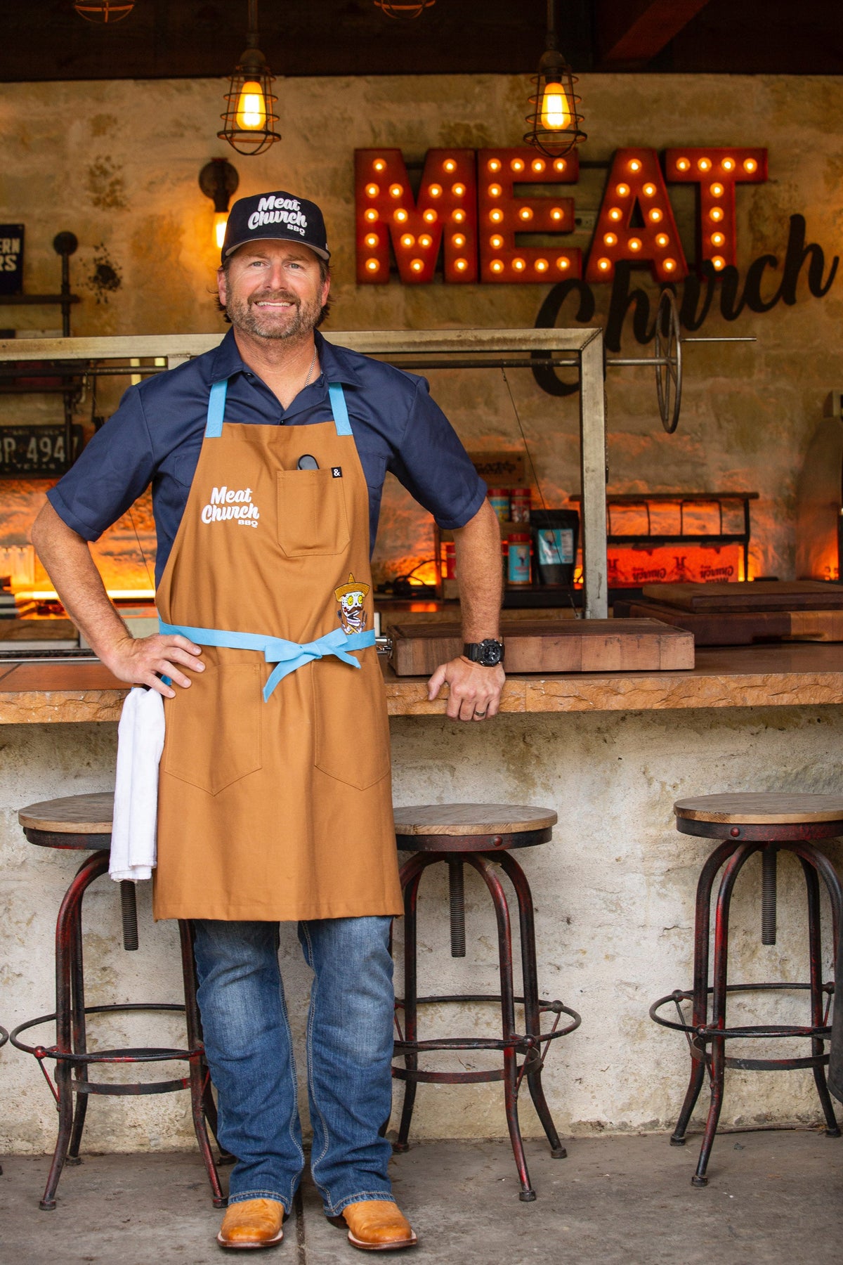 hedley-and-bennett-meat-church-apron-duck-tan-p0 image_912805a7-8b3f-48b2-8698-64cb1afdc18a.jpg